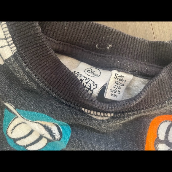 Mickey Mouse - Disney crewneck (size 5) - Picture 3 of 4